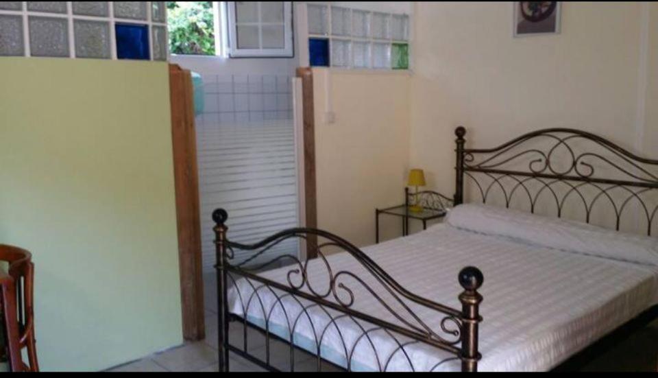 Casa Lof Bed & Breakfast Case-Pilote Bagian luar foto