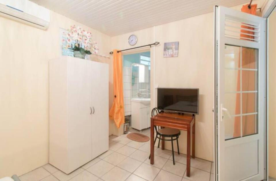 Casa Lof Bed & Breakfast Case-Pilote Bagian luar foto